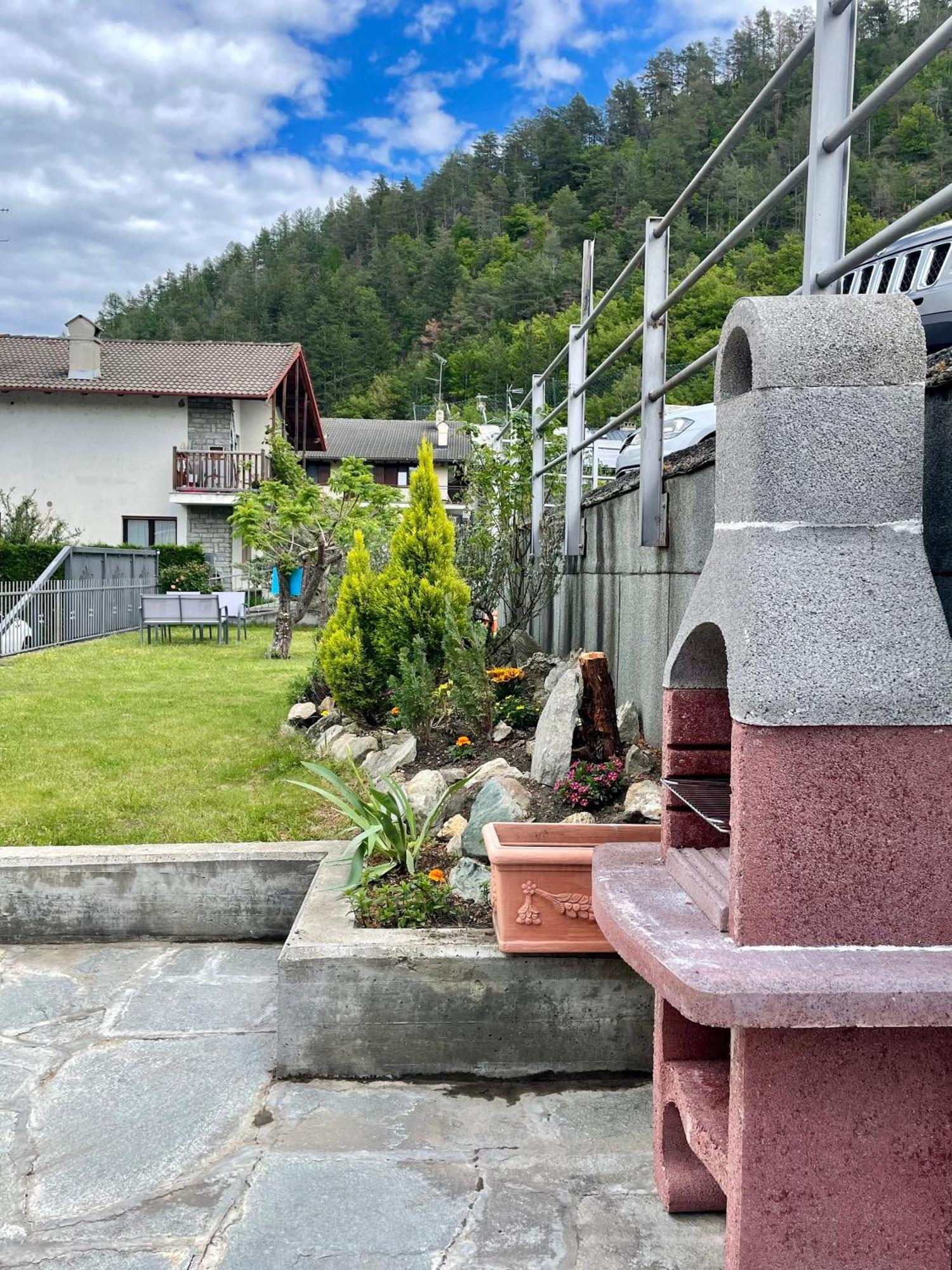 Casa Kristel Cir Comunale N 14 Aosta Exteriér fotografie